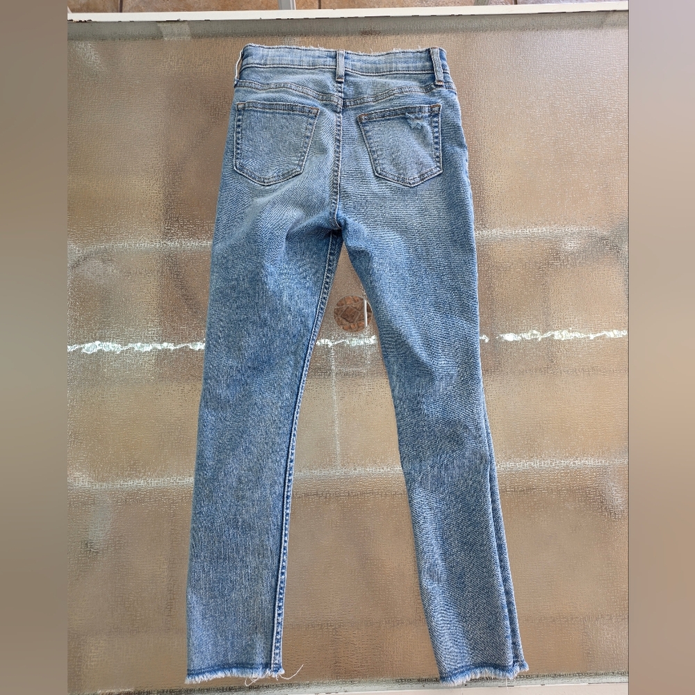 GAP Boys Light Wash Skinny Jeans Distressed Raw Hem Modern Casual Fit - Picture 3 of 8